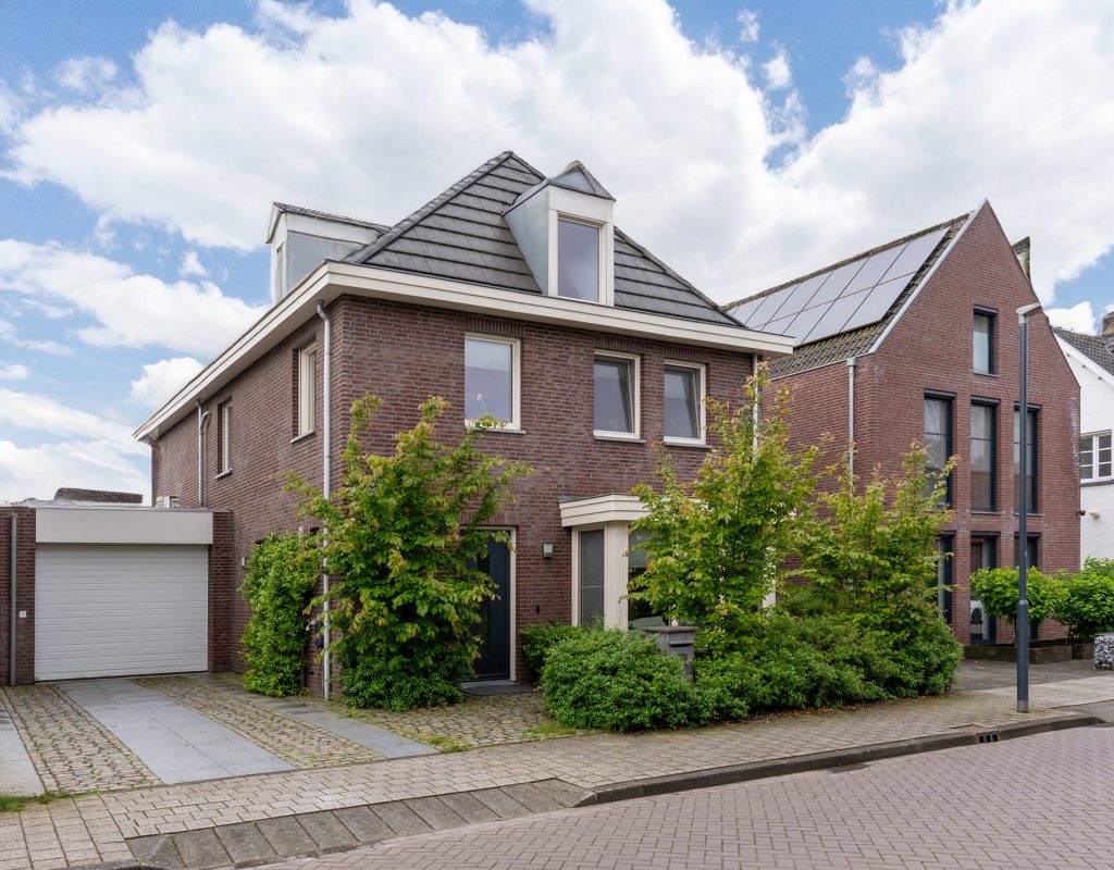 Woning te koop: Eerste Zeine 11 Waalwijk - Allround Makelaardij
