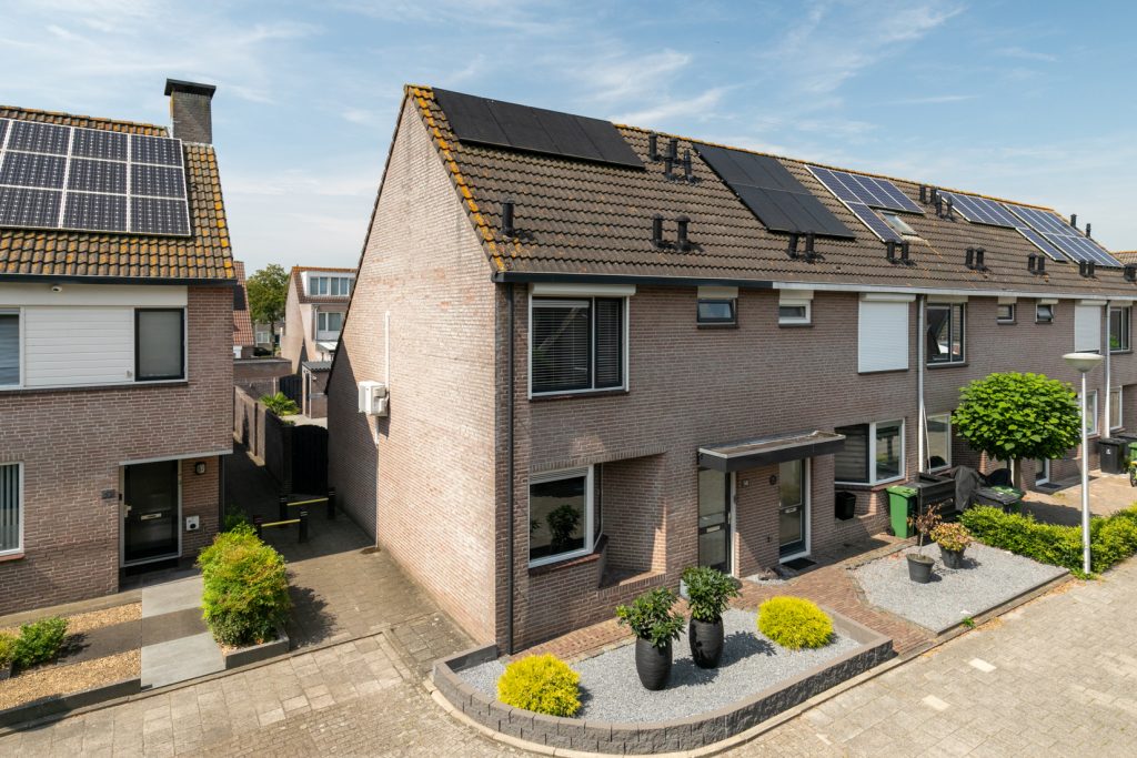 Woning te koop: Marga Klompestraat 59 Waalwijk - Allround Makelaardij