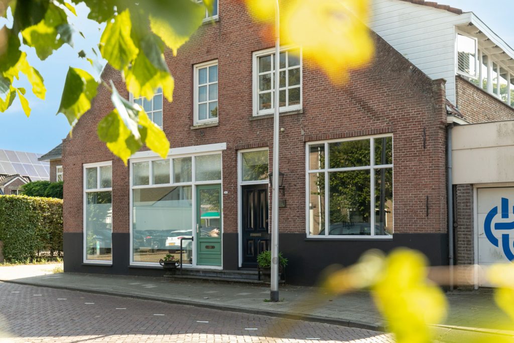 Woning te koop: Loeffstraat 56 Waalwijk - Allround Makelaardij