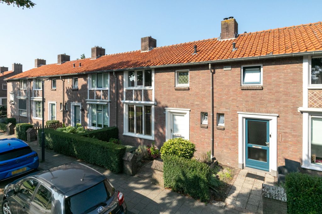 Woning te koop: Victoriestraat 18 Waalwijk - Allround Makelaardij